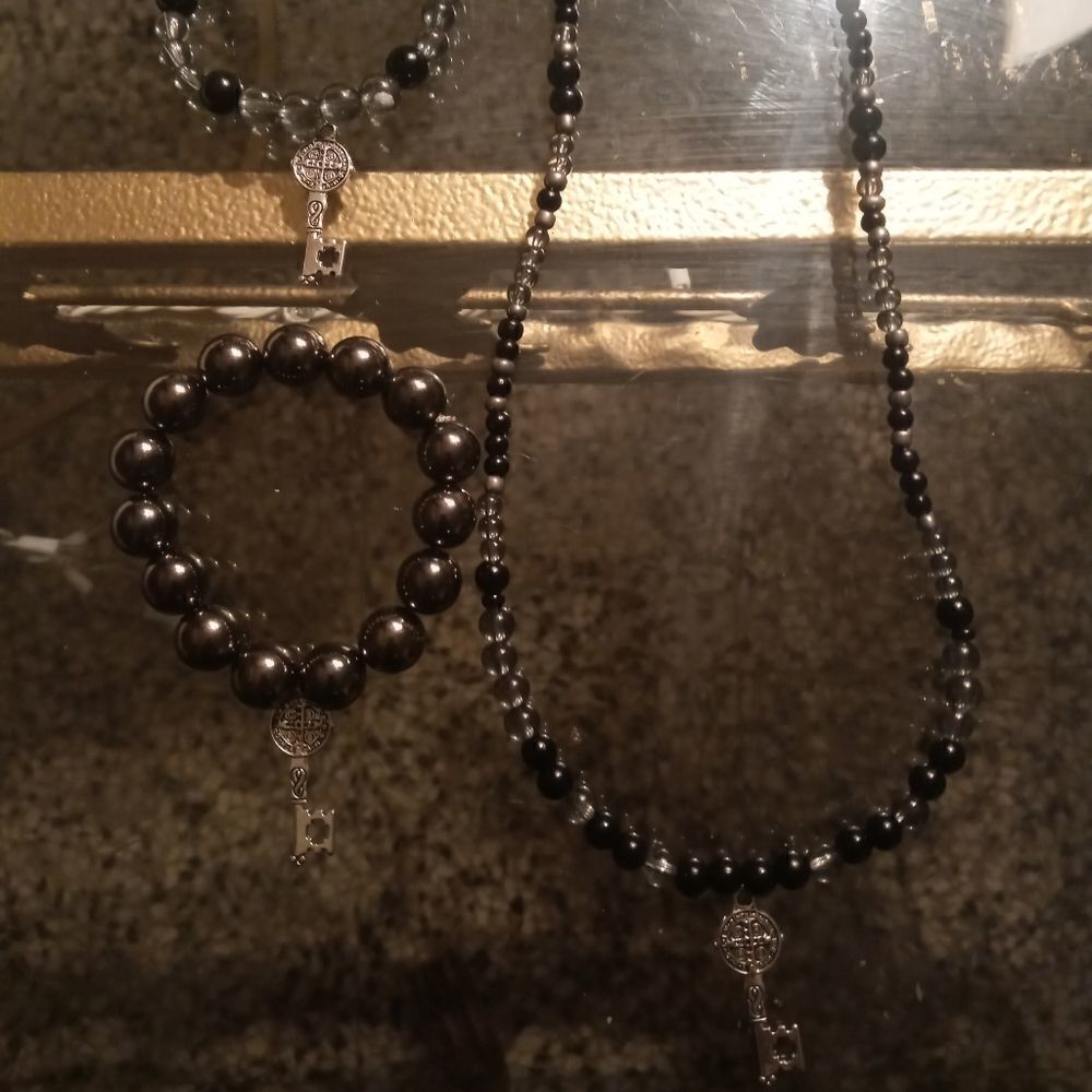 Jewelry bundle of Two - Picture 9 of 16